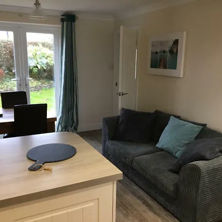 2 Fernleigh